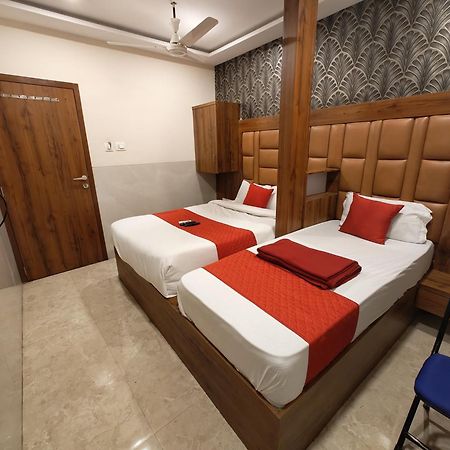 Hotel Dream Palace Residency - Near To Us Embassy Bkc Mumbai  Buitenkant foto