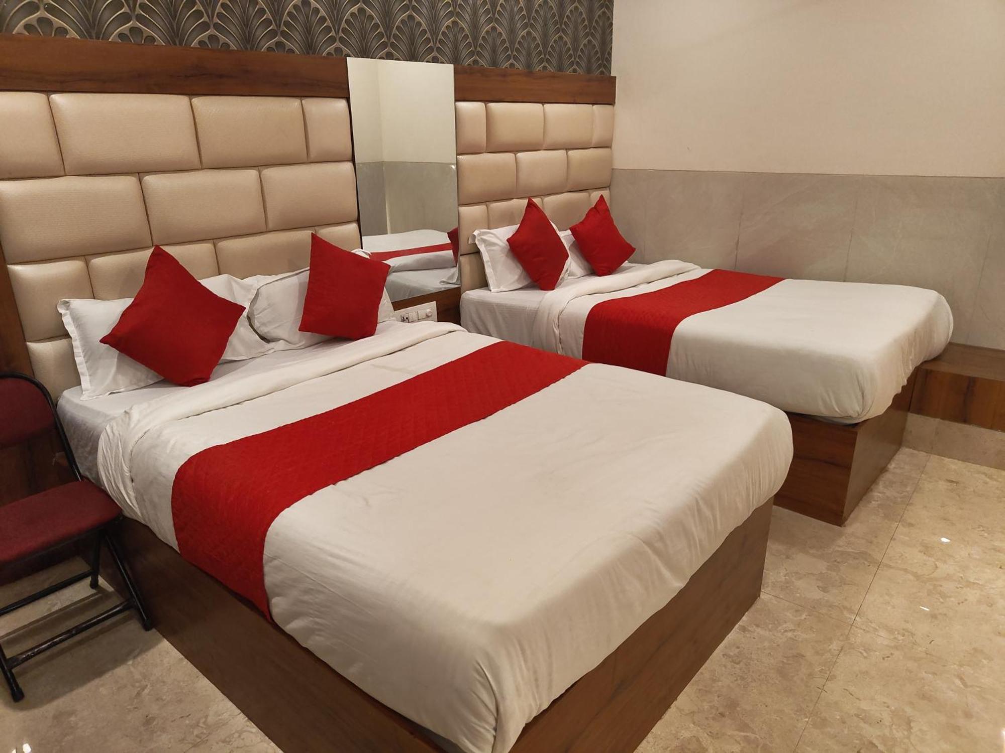 Hotel Dream Palace Residency - Near To Us Embassy Bkc Mumbai  Buitenkant foto